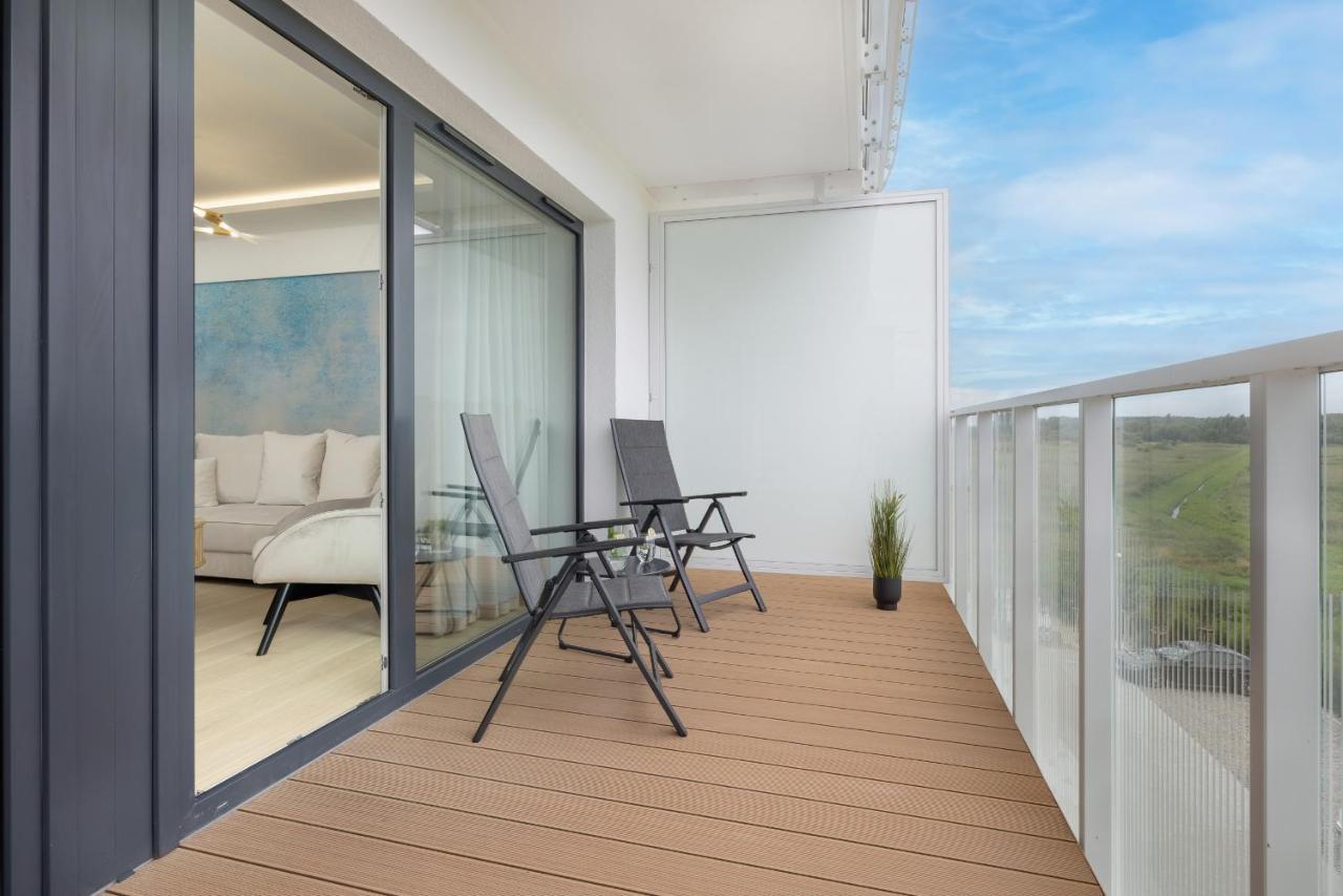 Polanki Aqua Apartment With Parking By Renters Prestige Kolobrzeg Exterior photo